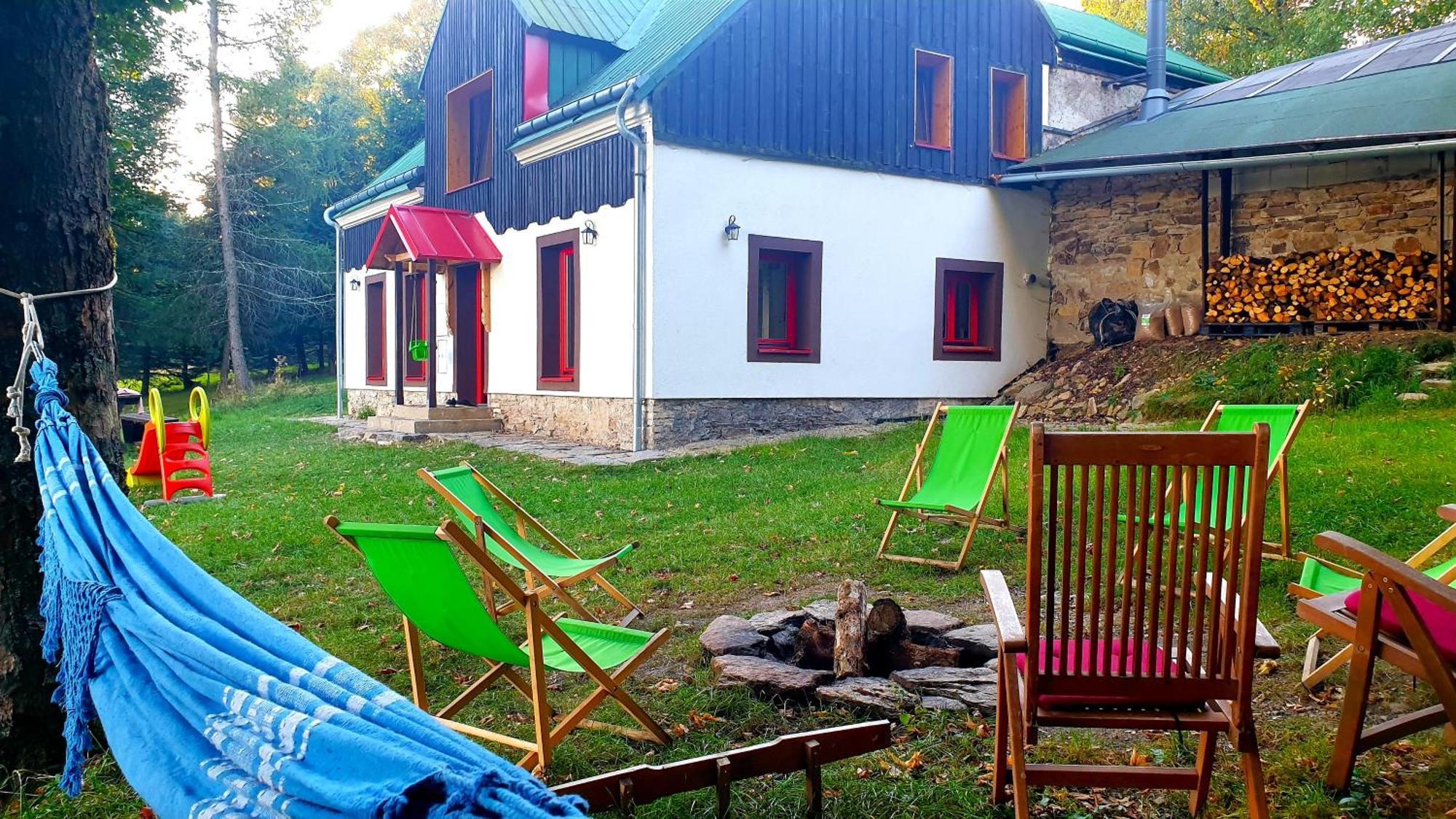 Five Maple Home For Families And Wild Nature Lovers Medenec Extérieur photo